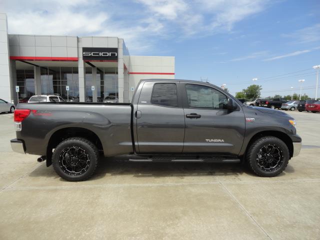 Toyota Tundra 2013 photo 4