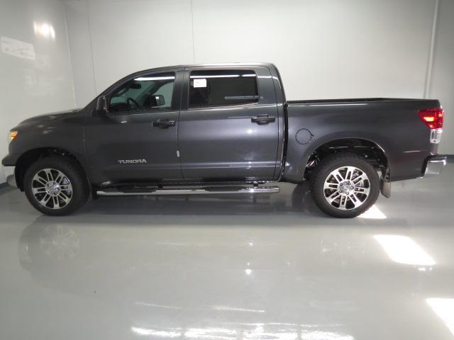 Toyota Tundra 2013 photo 13