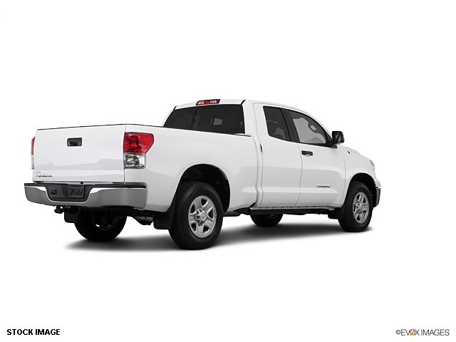 Toyota Tundra 2013 photo 2