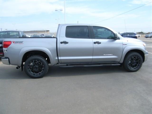 Toyota Tundra 2013 photo 1