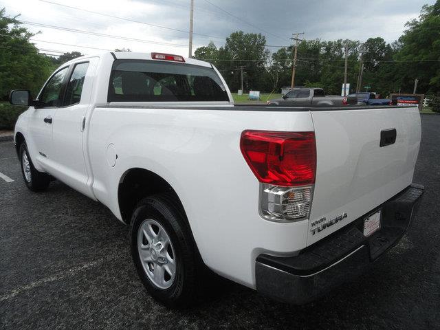 Toyota Tundra 2013 photo 1