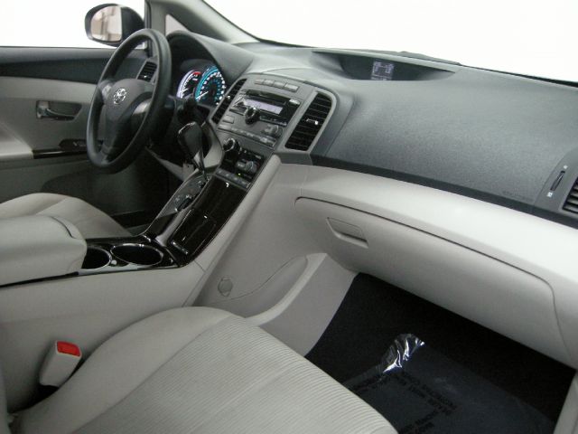 Toyota Venza 2009 photo 16