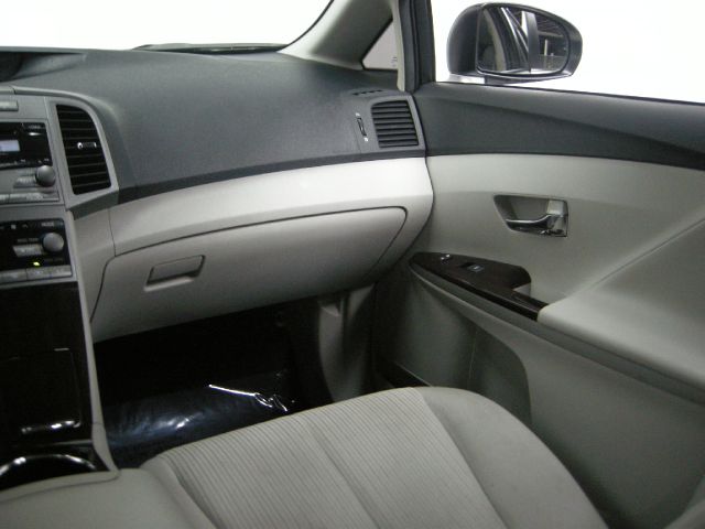 Toyota Venza 2009 photo 21