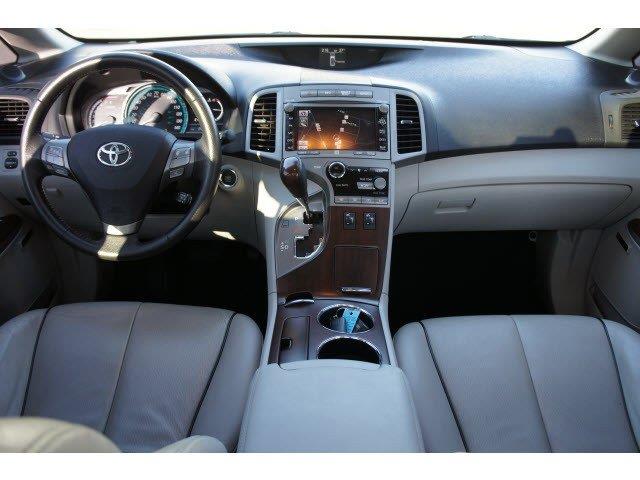 Toyota Venza 2010 photo 11