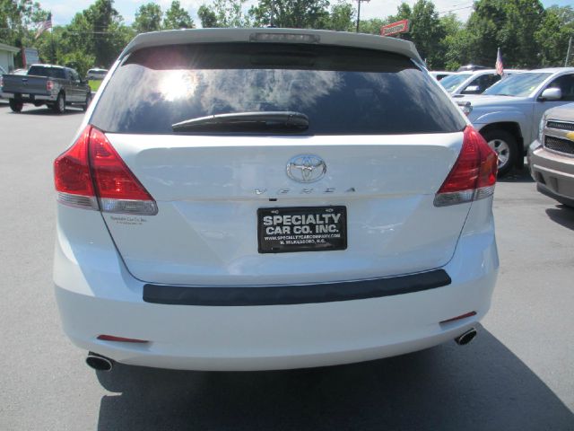 Toyota Venza 2011 photo 1