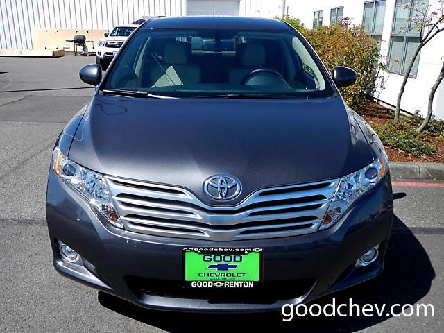 Toyota Venza 2012 photo 2