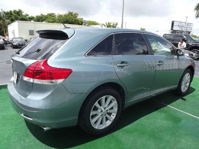 Toyota Venza 2012 photo 1