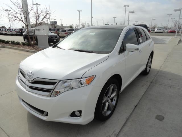 Toyota Venza 2013 photo 2