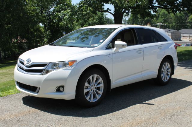 Toyota Venza 2013 photo 3