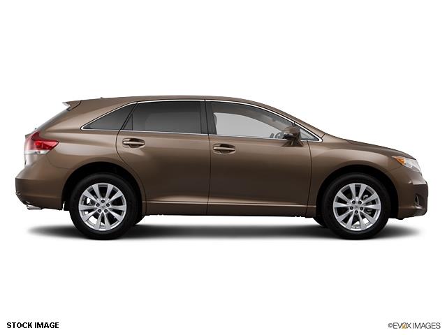 Toyota Venza 2013 photo 2