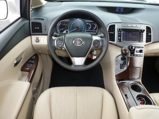 Toyota Venza 2013 photo 10