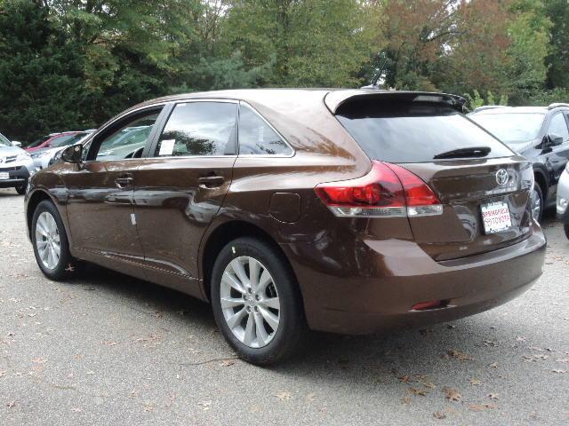 Toyota Venza 2014 photo 1