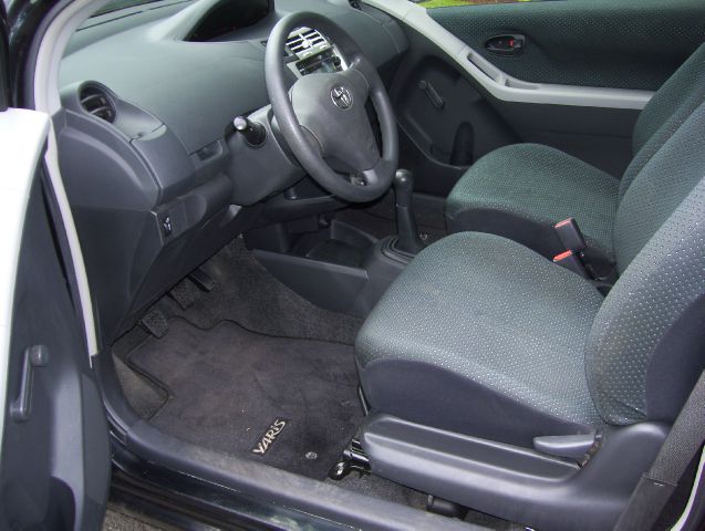 Toyota Yaris 2007 photo 3