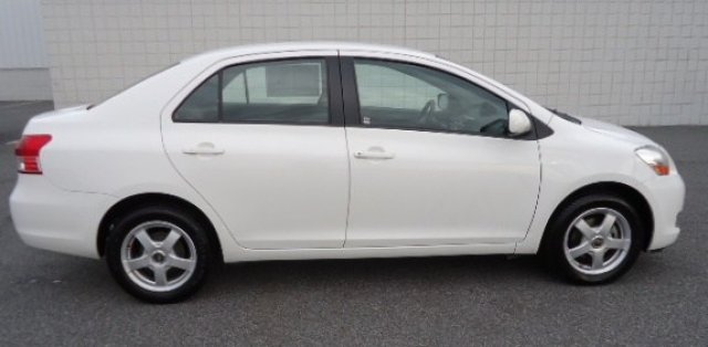 Toyota Yaris 2007 photo 0