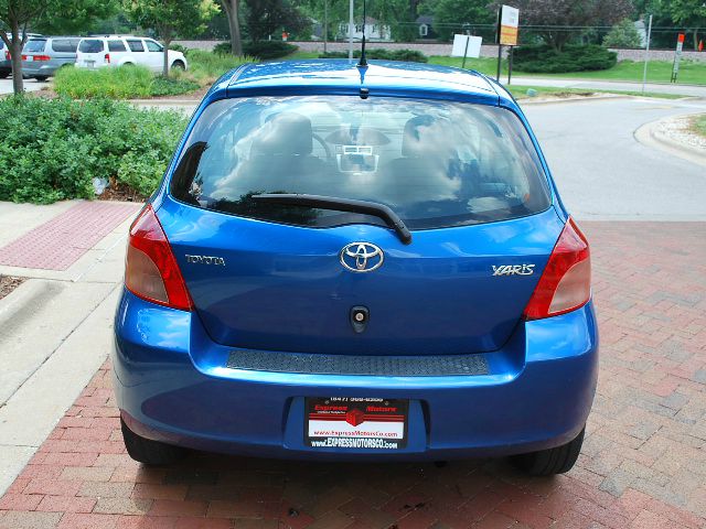 Toyota Yaris 2007 photo 3