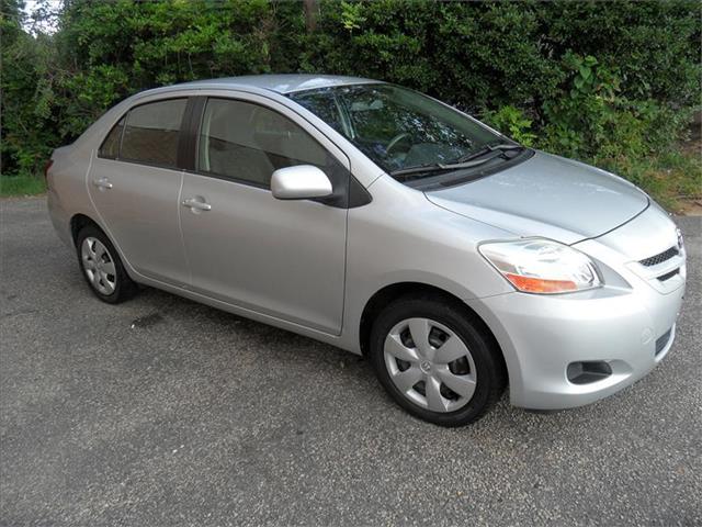 Toyota Yaris 2007 photo 1