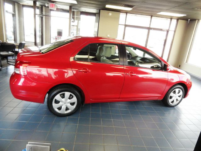 Toyota Yaris 2007 photo 10