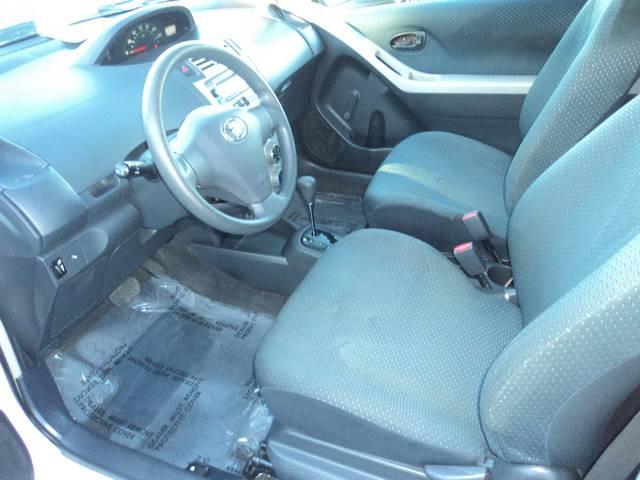 Toyota Yaris 2007 photo 2