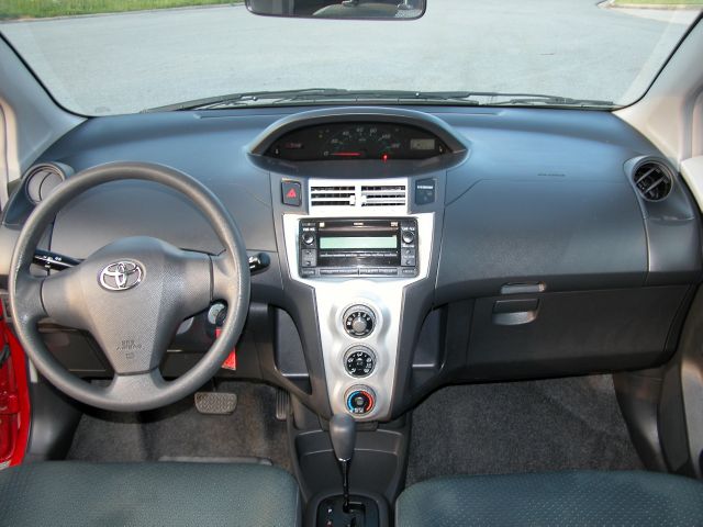 Toyota Yaris 2007 photo 5