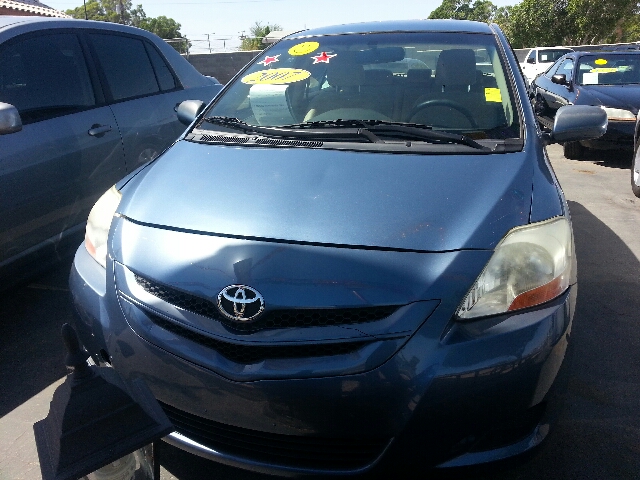 Toyota Yaris 2007 photo 1