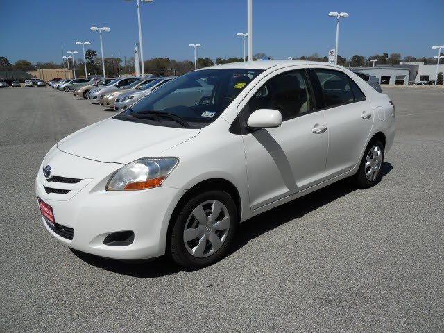 Toyota Yaris 2007 photo 0