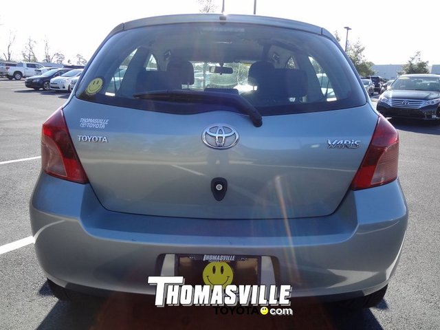 Toyota Yaris 2007 photo 0