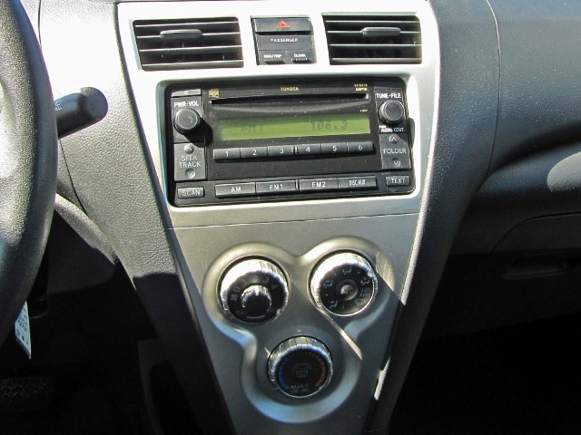 Toyota Yaris 2007 photo 5