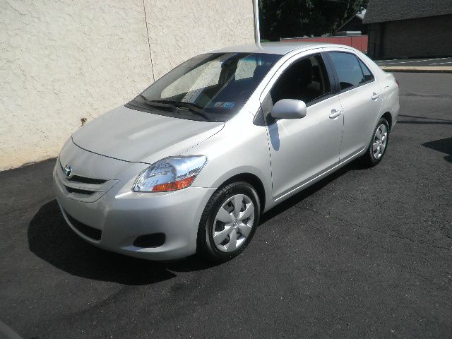 Toyota Yaris 2007 photo 3