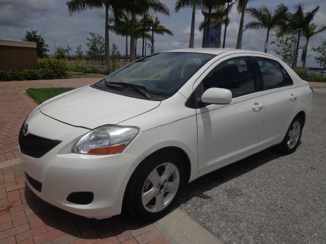 Toyota Yaris 2008 photo 2