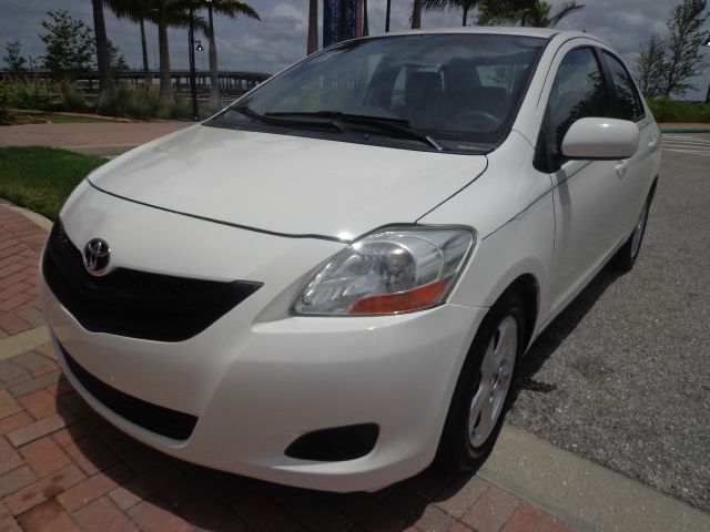 Toyota Yaris 2008 photo 4