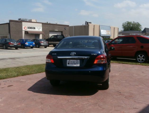 Toyota Yaris 2008 photo 2