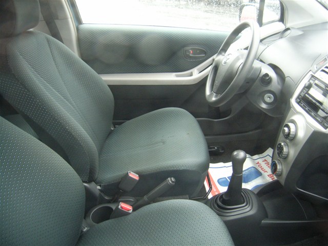 Toyota Yaris 2008 photo 1