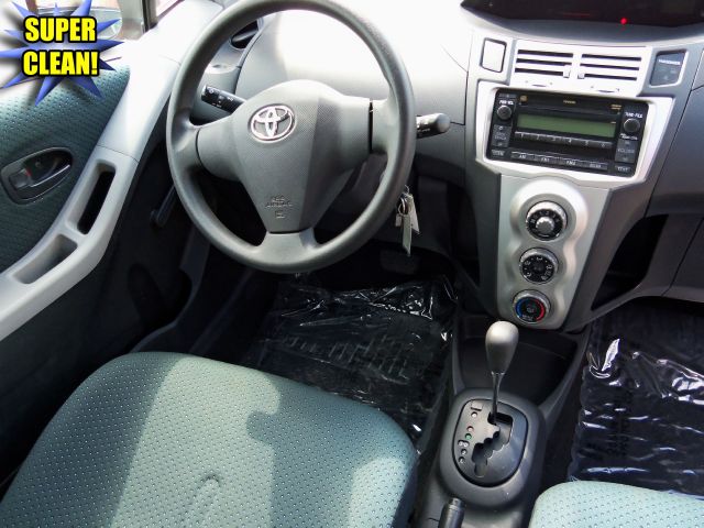 Toyota Yaris 2008 photo 4