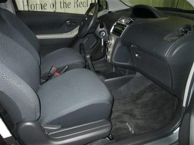 Toyota Yaris 2008 photo 6