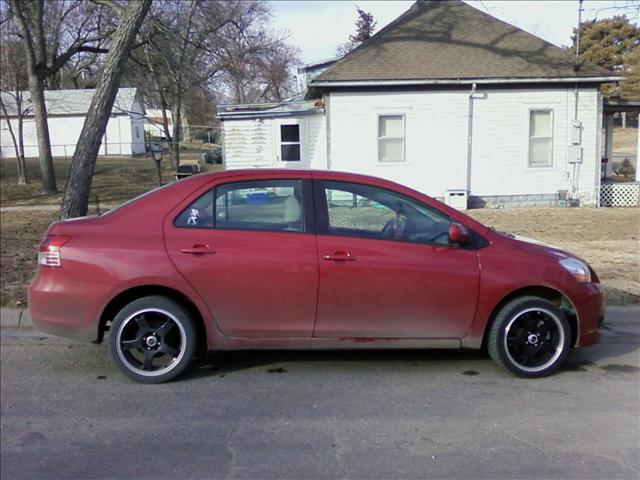 Toyota Yaris 2008 photo 4