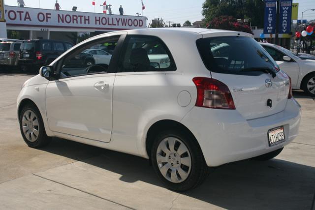 Toyota Yaris 2008 photo 0