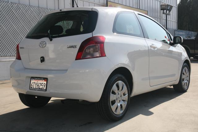 Toyota Yaris 2008 photo 1