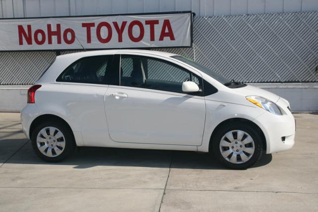 Toyota Yaris 2008 photo 2