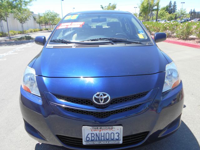 Toyota Yaris 2008 photo 1