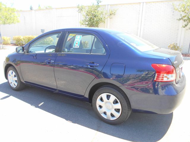 Toyota Yaris 2008 photo 4