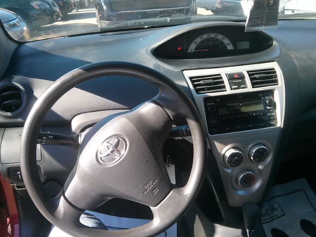 Toyota Yaris 2008 photo 3