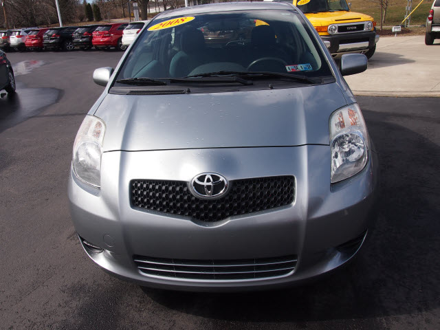 Toyota Yaris 2008 photo 3