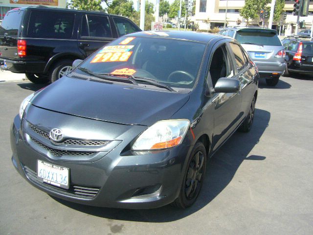 Toyota Yaris 2008 photo 3