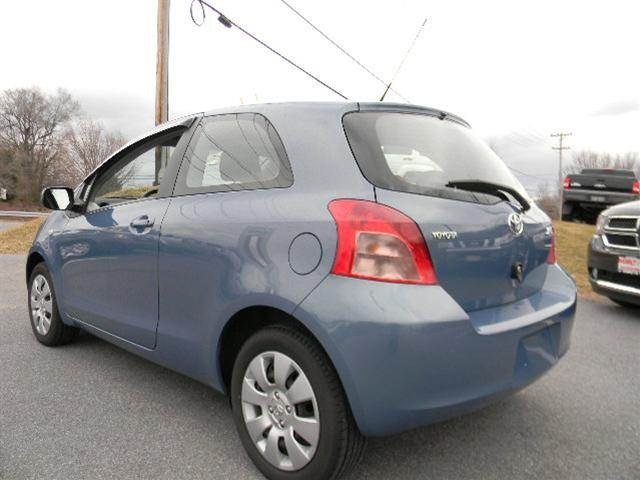 Toyota Yaris 2008 photo 0