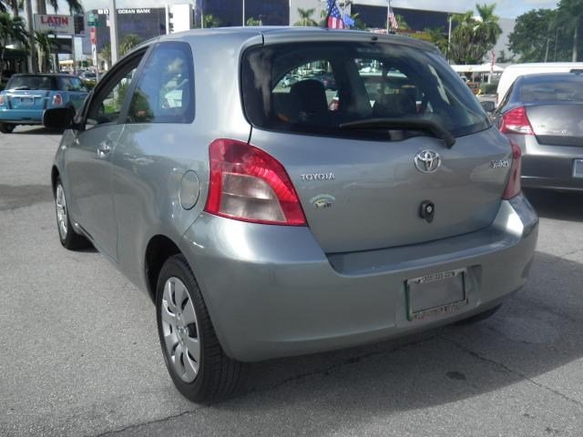 Toyota Yaris 2008 photo 2