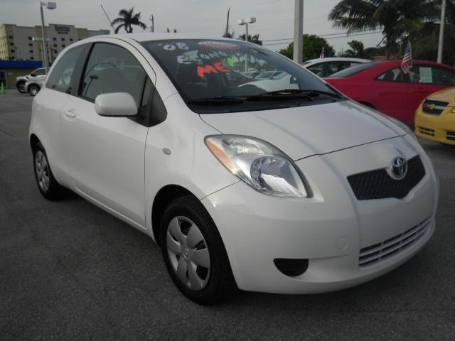 Toyota Yaris 2008 photo 2