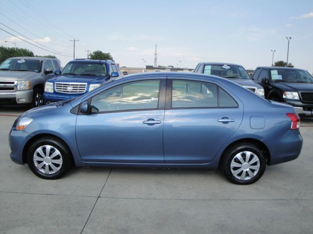 Toyota Yaris 2008 photo 1