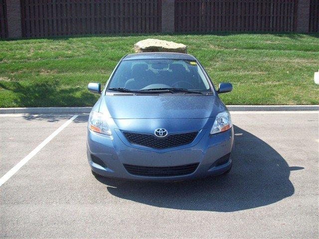 Toyota Yaris 2009 photo 3