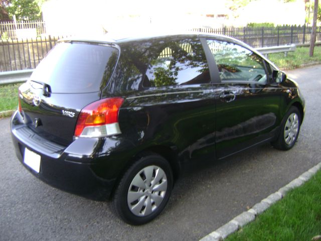 Toyota Yaris 2009 photo 12