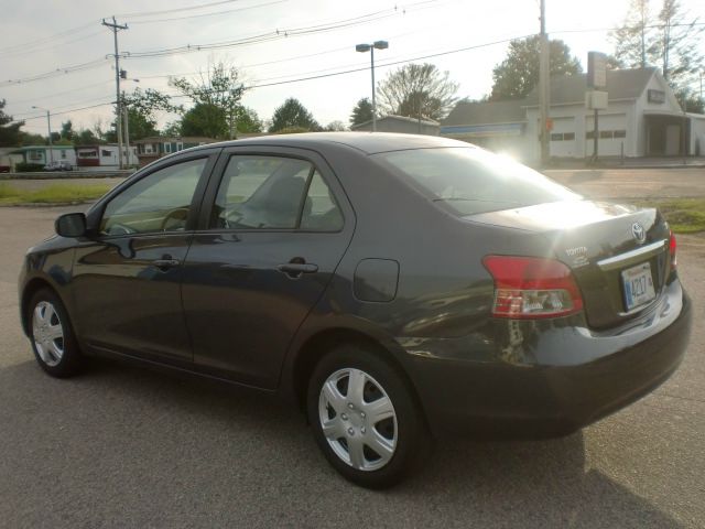 Toyota Yaris 2009 photo 6